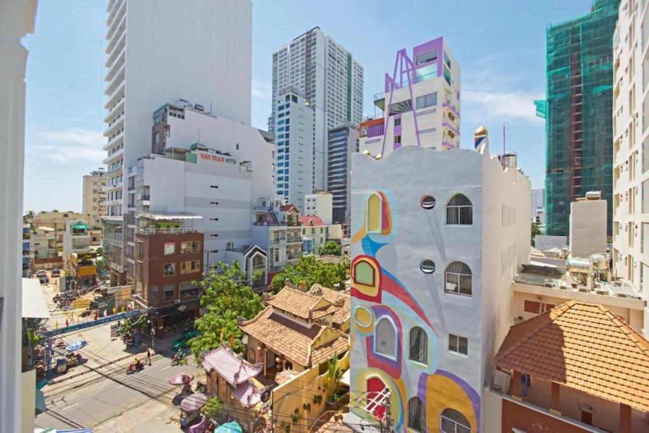 Aladin Hotel Nha Trang Exterior photo